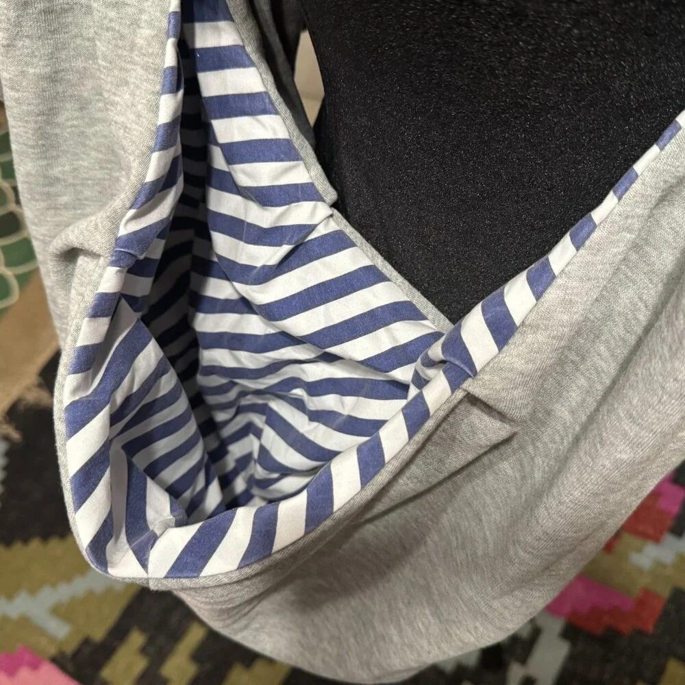 TIMETUU Pet Gear: Reversible Cross-Body Pet Sling Pet Carrier, Grey/Blue Stripe